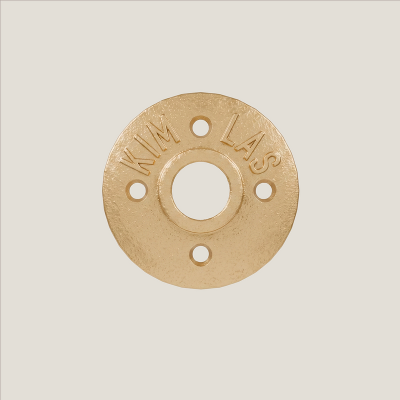 Placa de 3/4" – Dorado | 4 orificios para tornillos